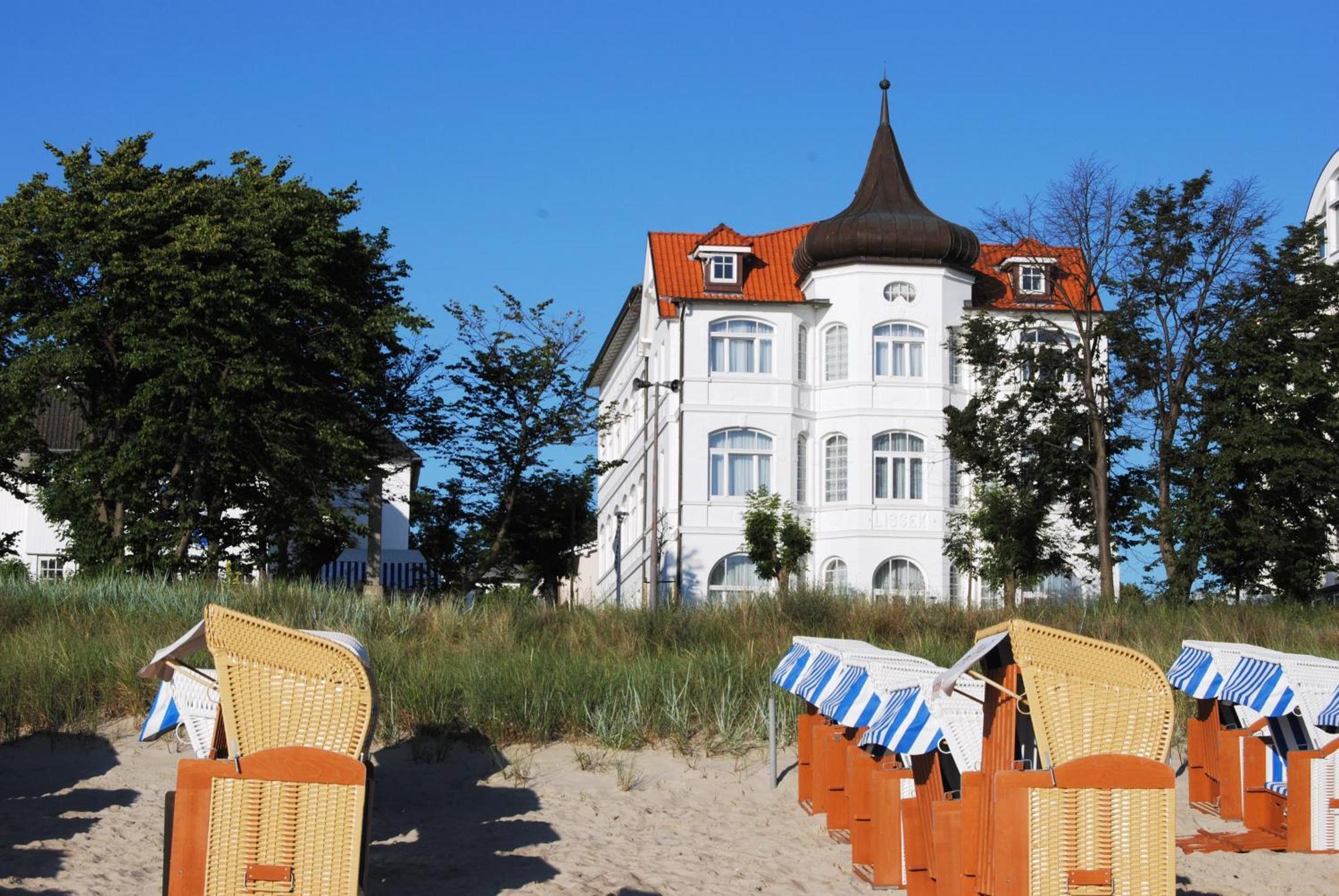 Strandhotel Остзебад Бинц Екстериор снимка